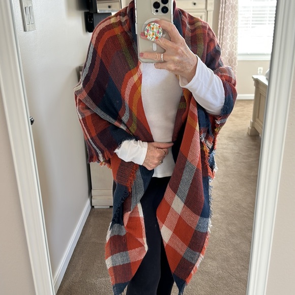 Apt 9 Plaid Multicolored Blanket Scarf - Picture 3 of 8